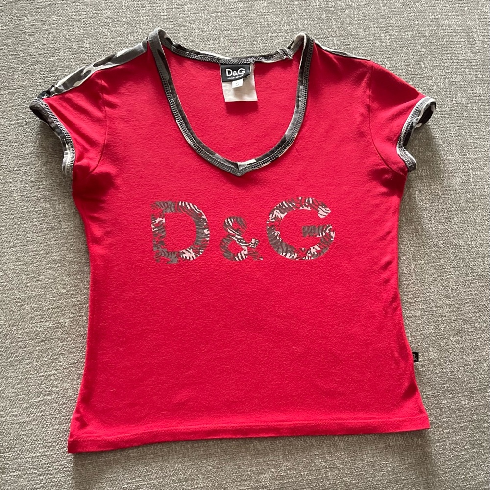 D&G Red and Gray Camo Trim Short Sleeve Tee